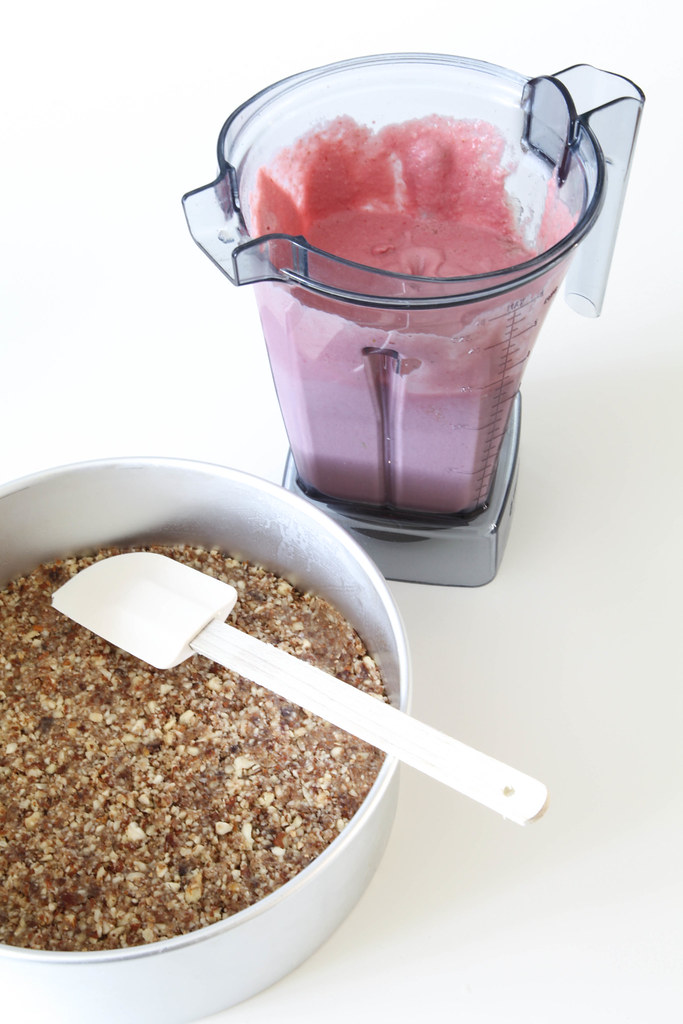 The strawberry cashew filling, blended smooth